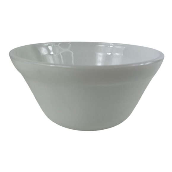 Vintage Federal Glass USA White 'Blossom' Embossed 7" Mixing Bowl - Picture 2 of 10